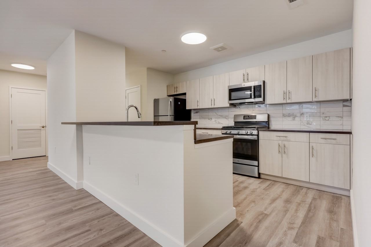 416 Highland Ave Orange NJ 07050 - 230 #230 - Photo 3 of 27