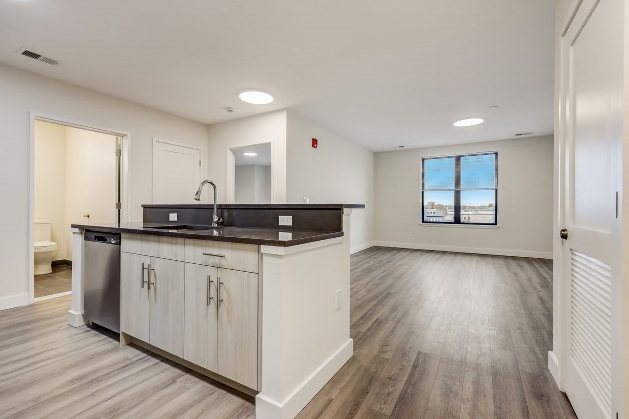 416 Highland Ave Orange NJ 07050 - 230 #230 - Photo 4 of 27