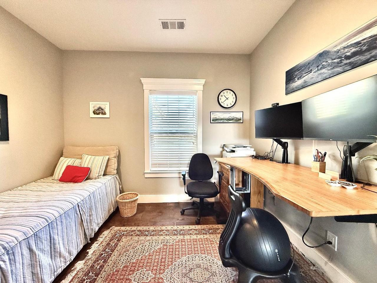 760 Beachwood Ct - Photo 7 of 12