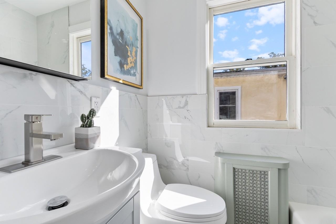 521 Homewood Ave - Photo 6 of 20