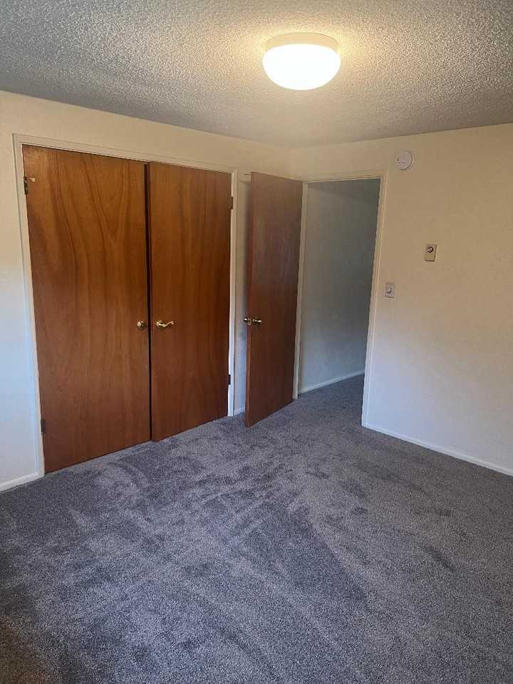 855 Park St - Photo 4 of 18