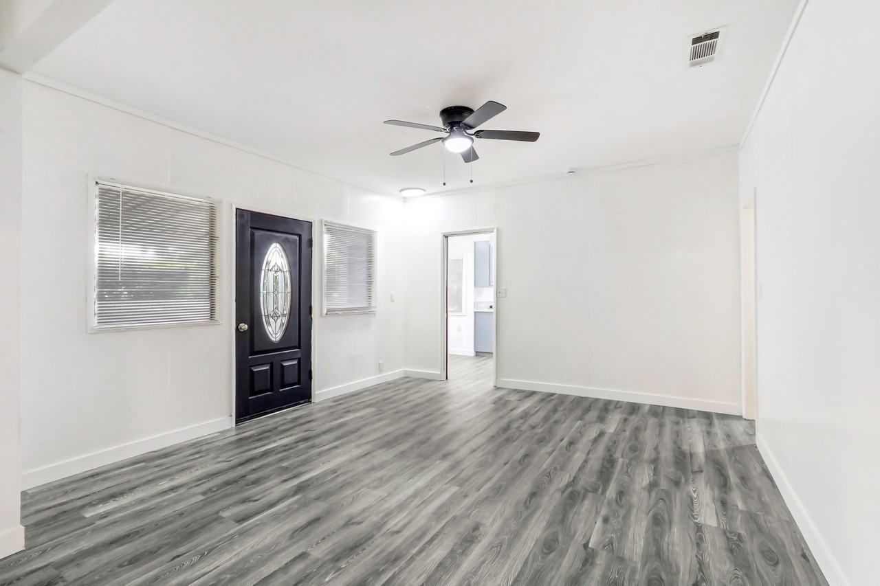 9288 Archibald Ave #NA - Photo 3 of 10