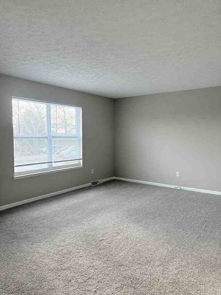 1701 Mcgregor Ct #C - Photo 2 of 11