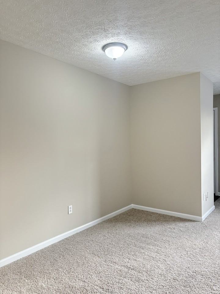 1701 Mcgregor Ct #C - Photo 6 of 11