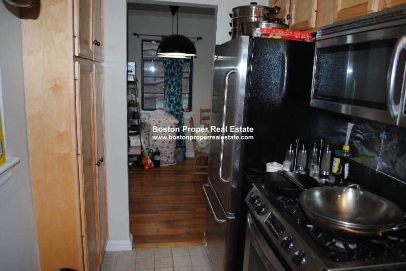 69 Strathmore Rd #2 - Photo 7 of 10