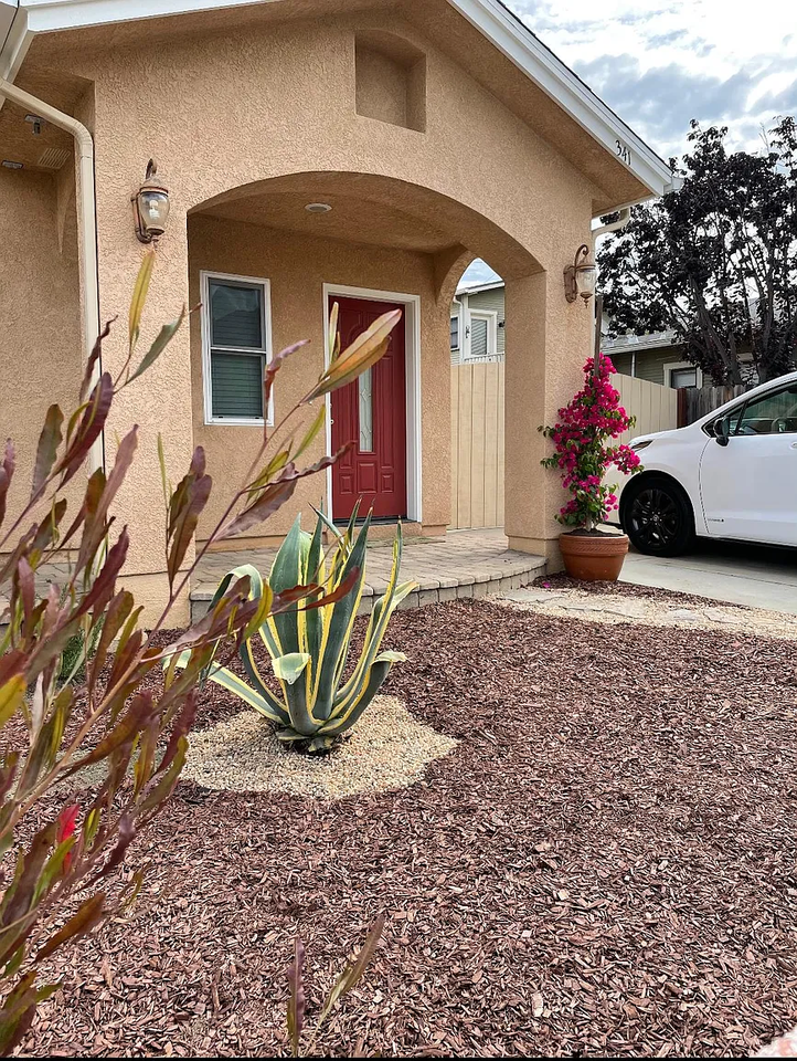 341 Franklin Ln #NA - Photo 2 of 13