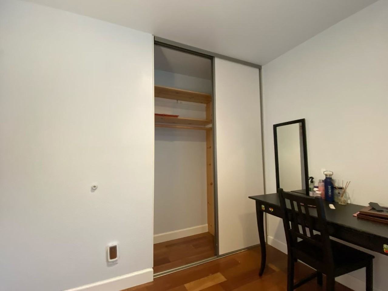 2634 Hillsborough Pl #NA - Photo 2 of 4