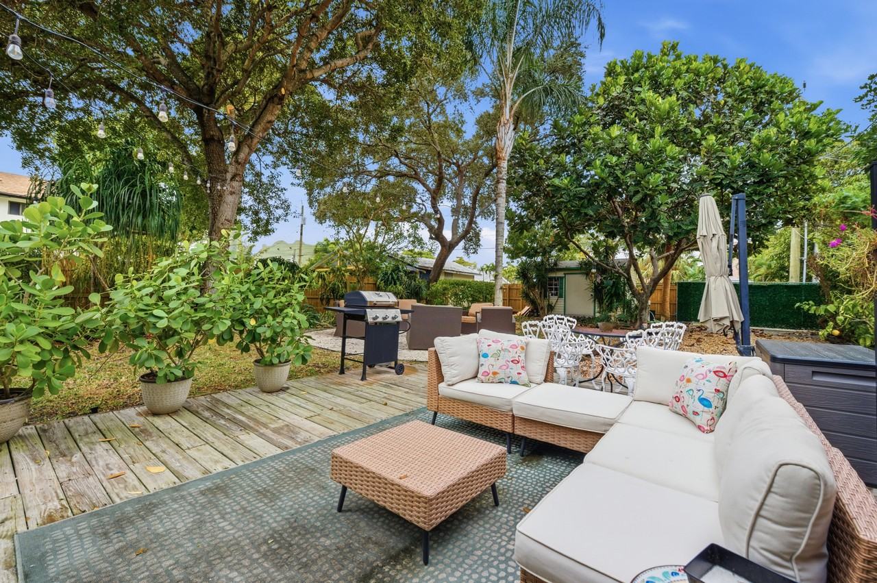 117 S Palmway #NA - Photo 2 of 35