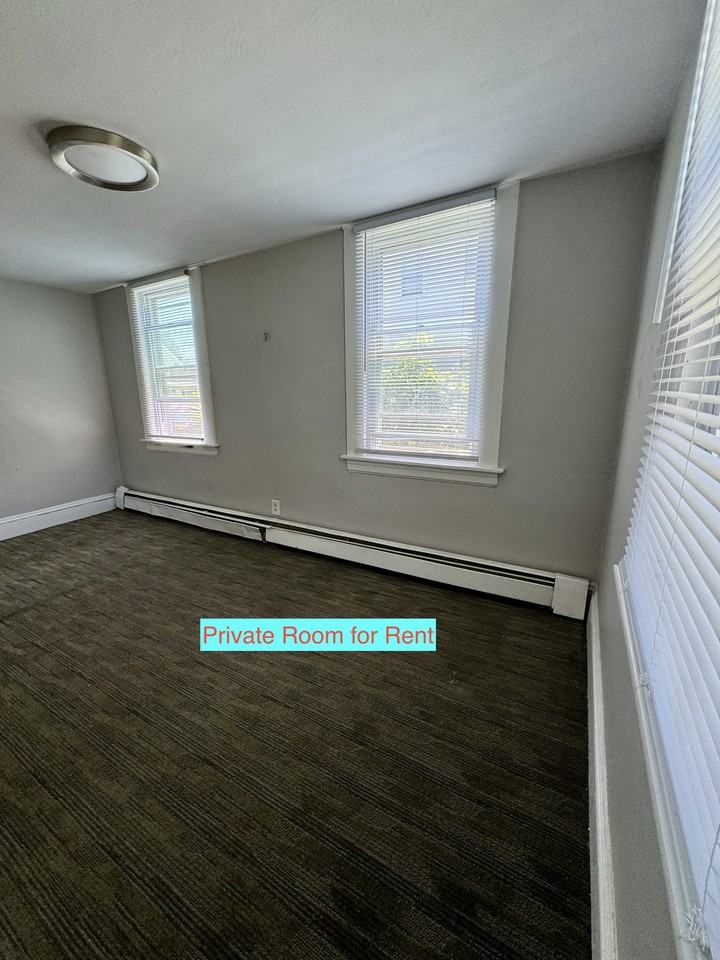 237 Rocky Hill Ave #3 - Photo 3 of 7