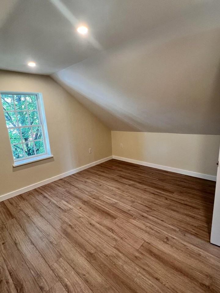 289 Central St - Photo 7 of 20