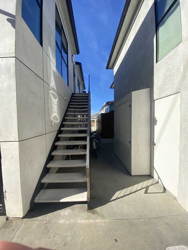 1534 Manhattan Ave #5 - Photo 2 of 16