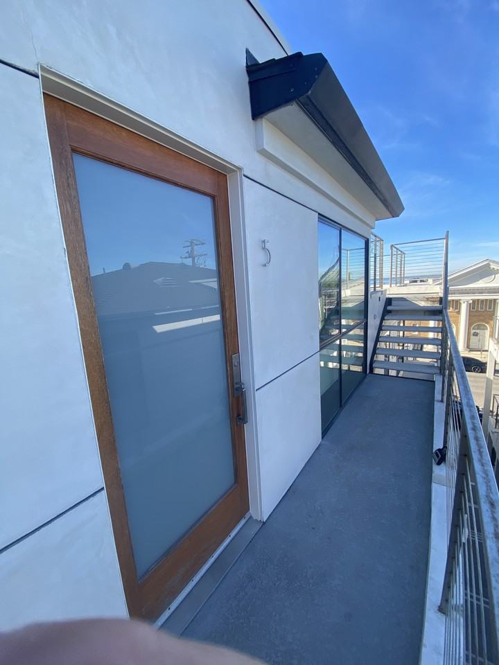 1534 Manhattan Ave #5 - Photo 3 of 16