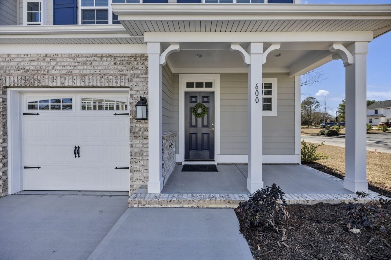 600 Wetherbrooke Way #600 - Photo 3 of 25