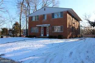 2053 Abbott - 5 #5 - Photo 1 of 1