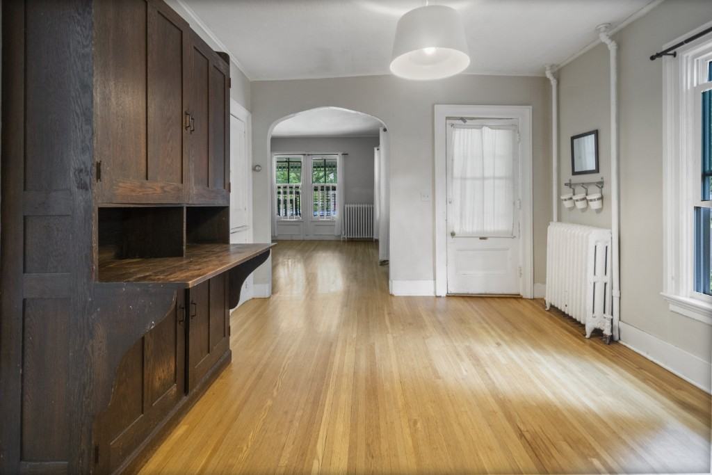 333 S Geneva St #1 - Photo 5 of 25