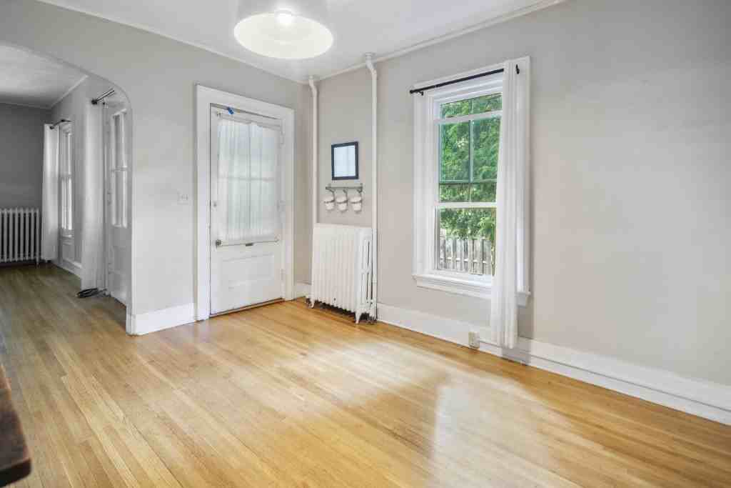 333 S Geneva St #1 - Photo 6 of 25