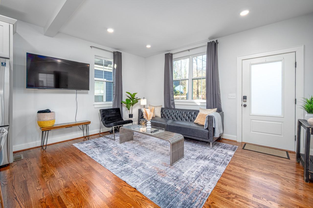 303 Truce StreetUnit B #1 - Photo 5 of 38