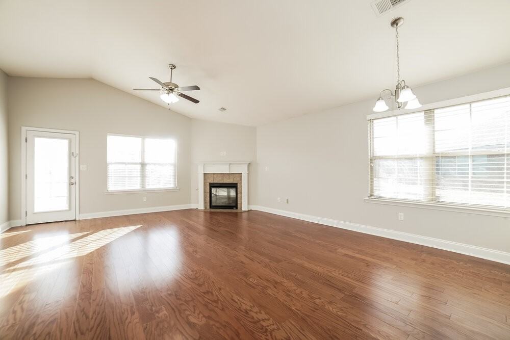 8714 Hanson Cv - Photo 3 of 16