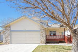 featured image of 11821 Elm Dr