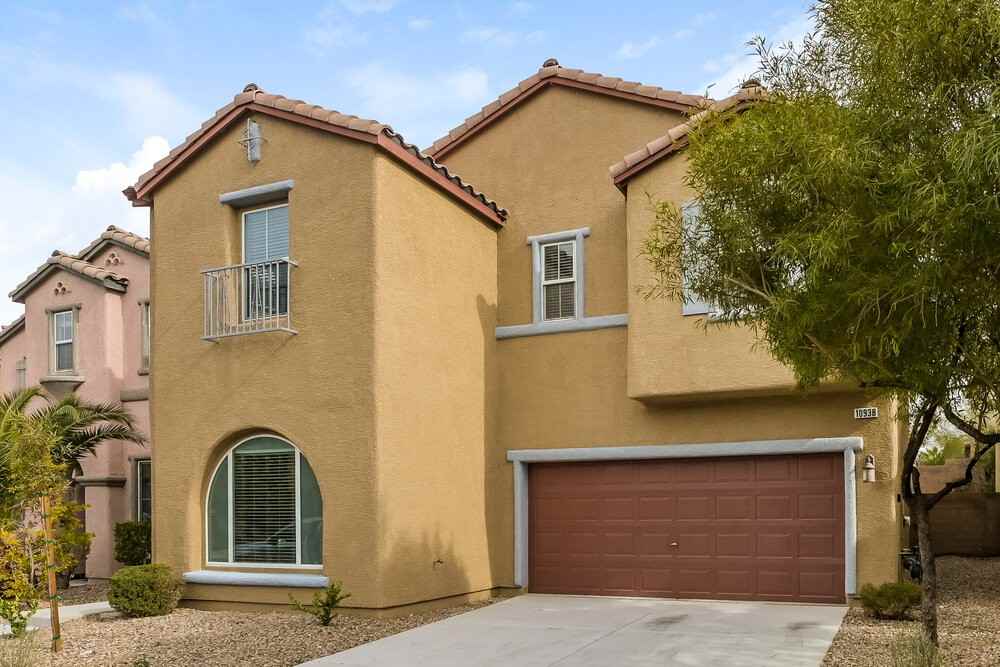 10938 Florence Hills St - Photo 4 of 17