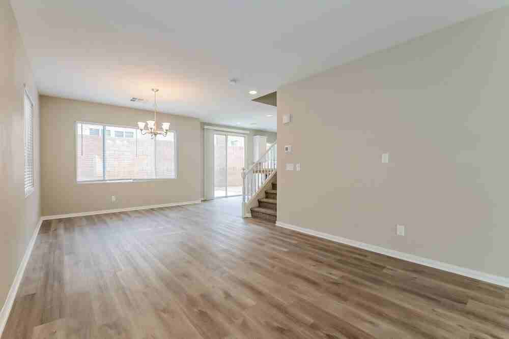 10938 Florence Hills St - Photo 5 of 17