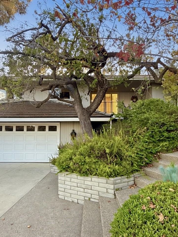 490 Starlight Crest Dr #NA - Photo 2 of 20