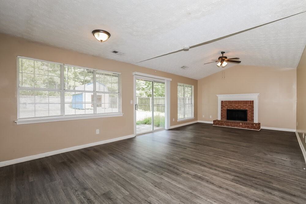 2442 Rosedale Creek Dr - Photo 5 of 18