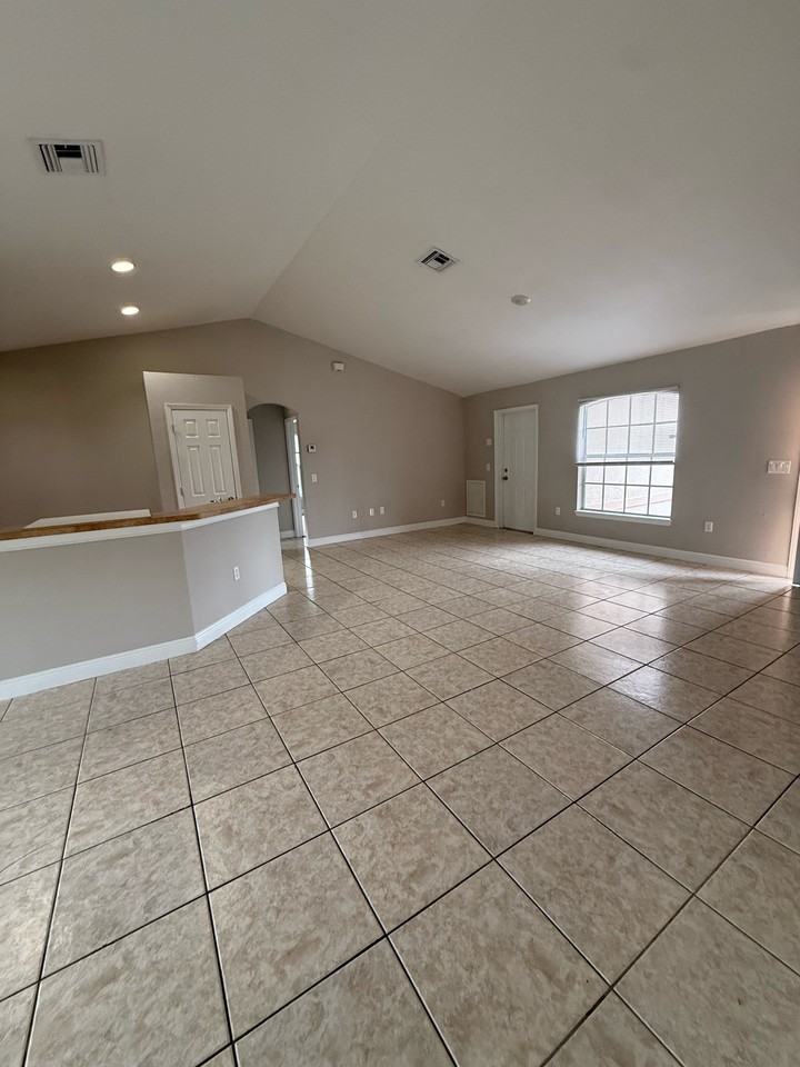 3417 1st St Sw #1 - Photo 2 of 7