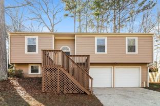 1813 Crescent Hill Dr Nw - Photo 1 of 1