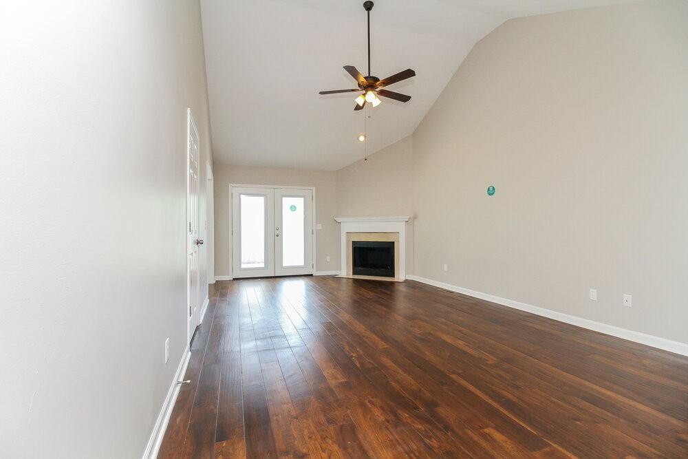 114 Jesse Brown Dr - Photo 5 of 17