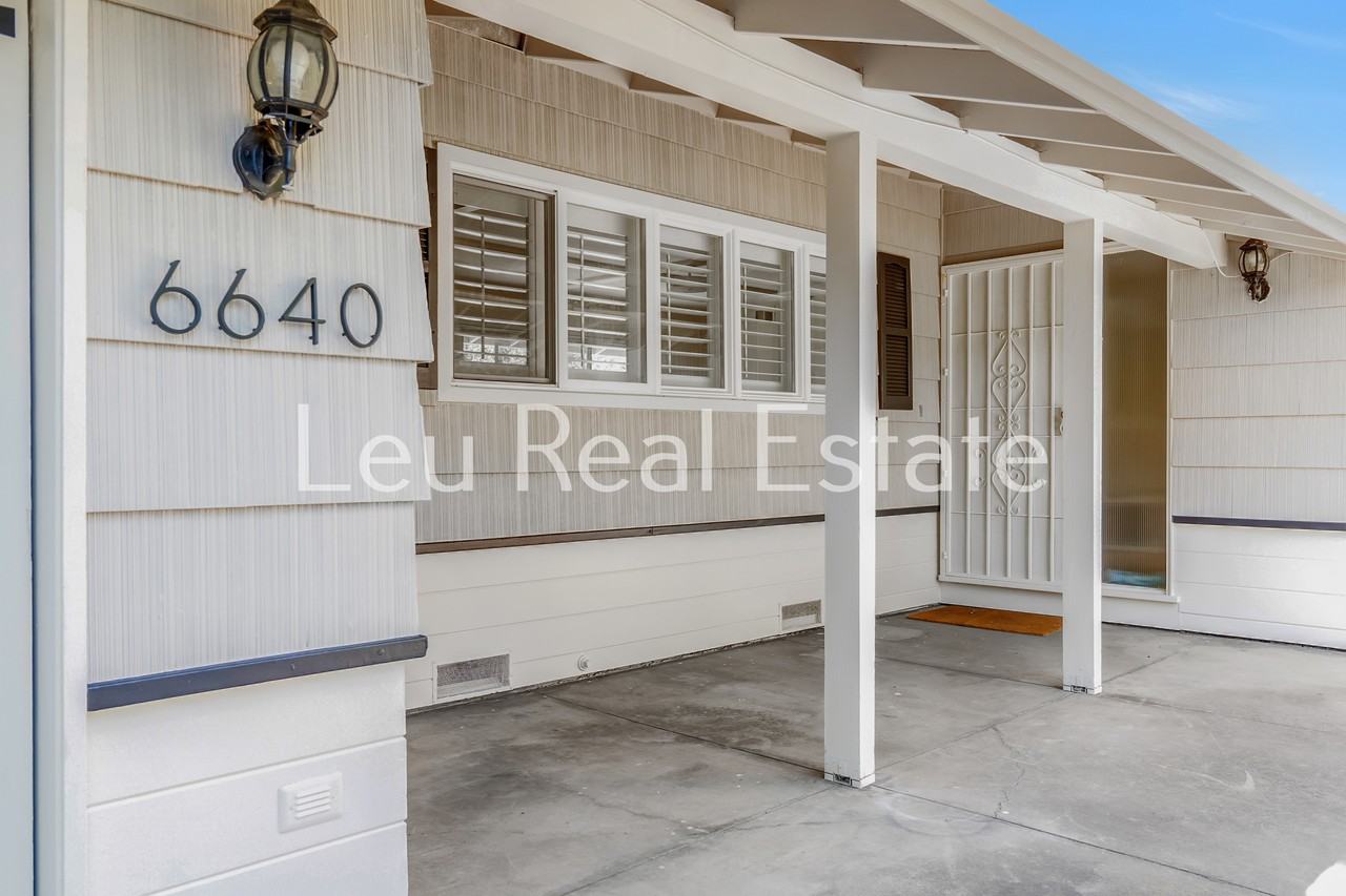 6640 S Land Park Dr #NA - Photo 5 of 35