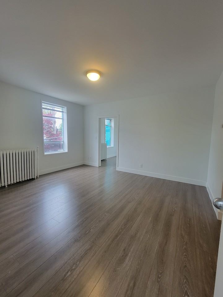 9341 1-9341 Nowell Street - 1 #1 - Photo 7 of 8