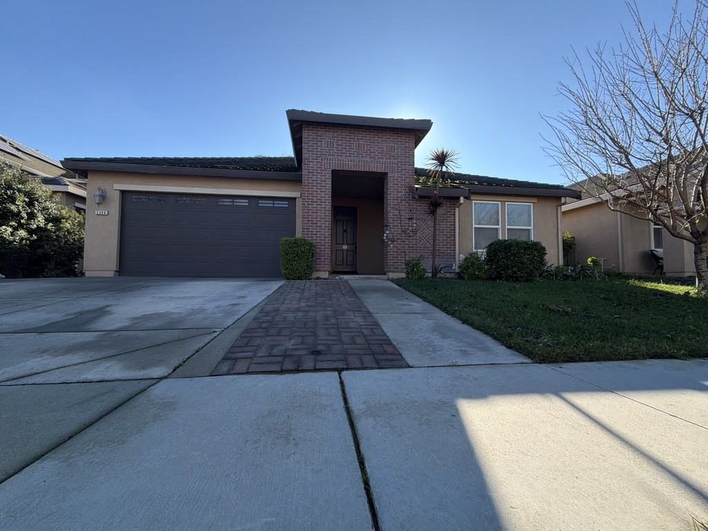 2366 Delgado Pl #1 - Photo 3 of 15