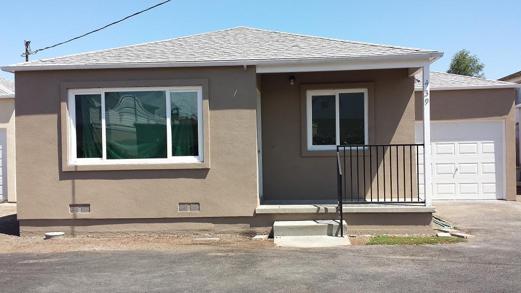 439 Central Ct #NA - Photo 2 of 32