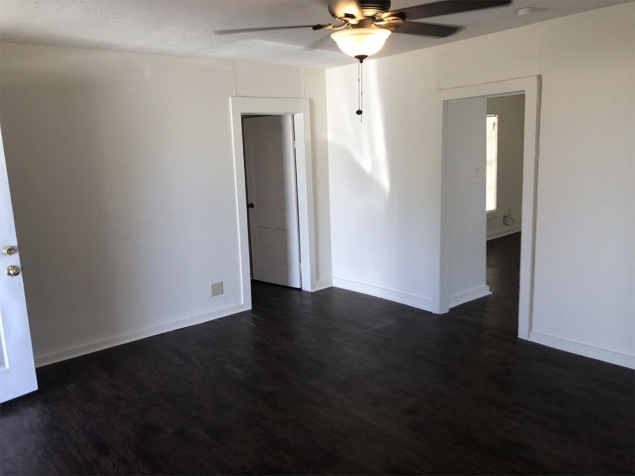 140 E Morris St #1 - Photo 3 of 11