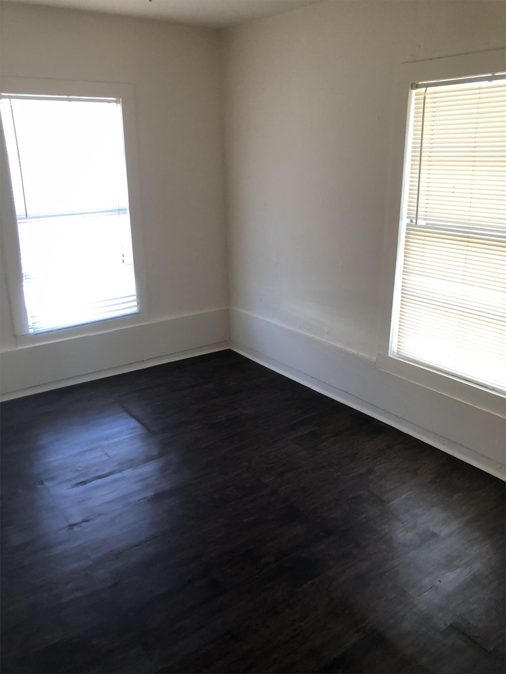 140 E Morris St #1 - Photo 4 of 11