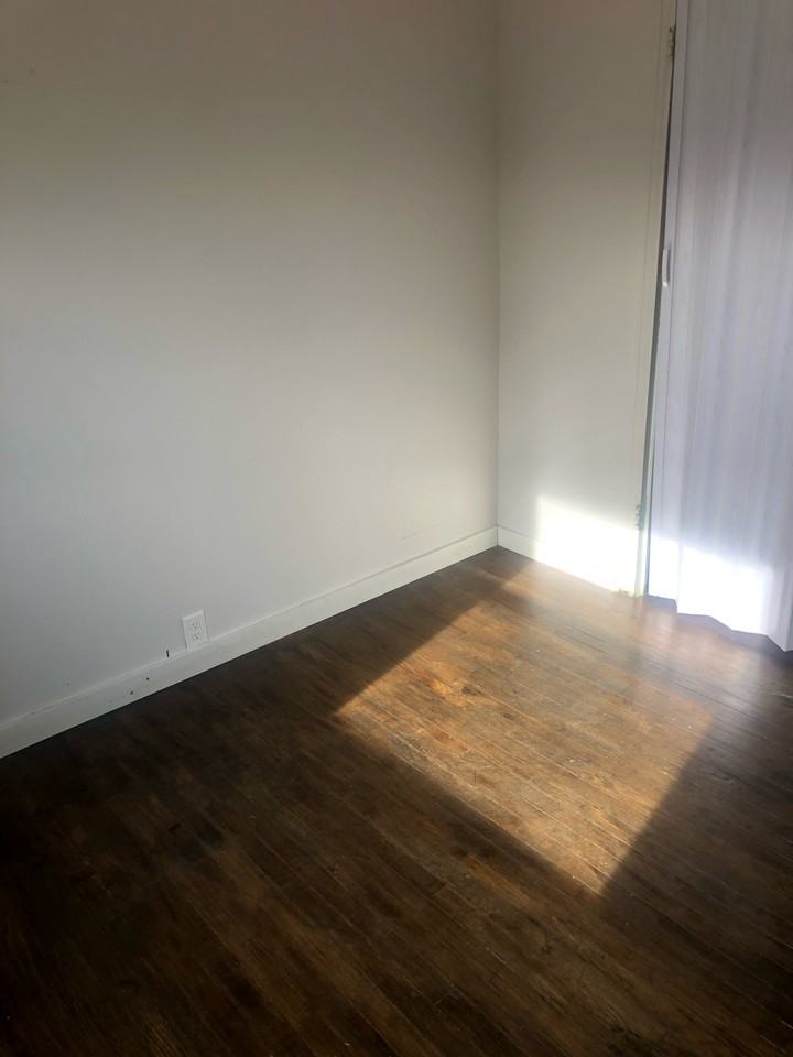 1309 W Monroe St #1 - Photo 3 of 10