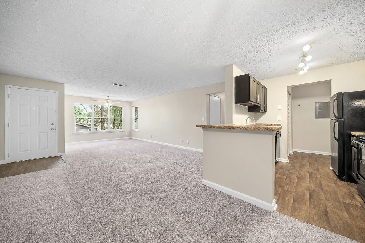 The Greens at Cascade Apartment Homes - Photo 2 of 25