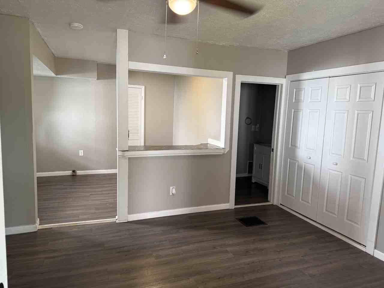 712 Dock St #REAR - Photo 5 of 14