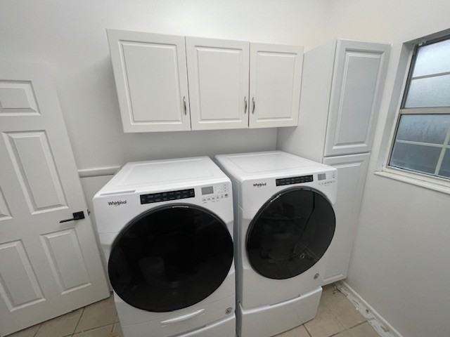 221 E Nicoletti Dr - Photo 2 of 20