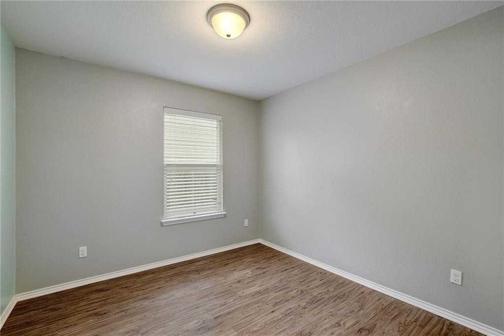 261 New Bridge Dr #1 - Photo 7 of 10