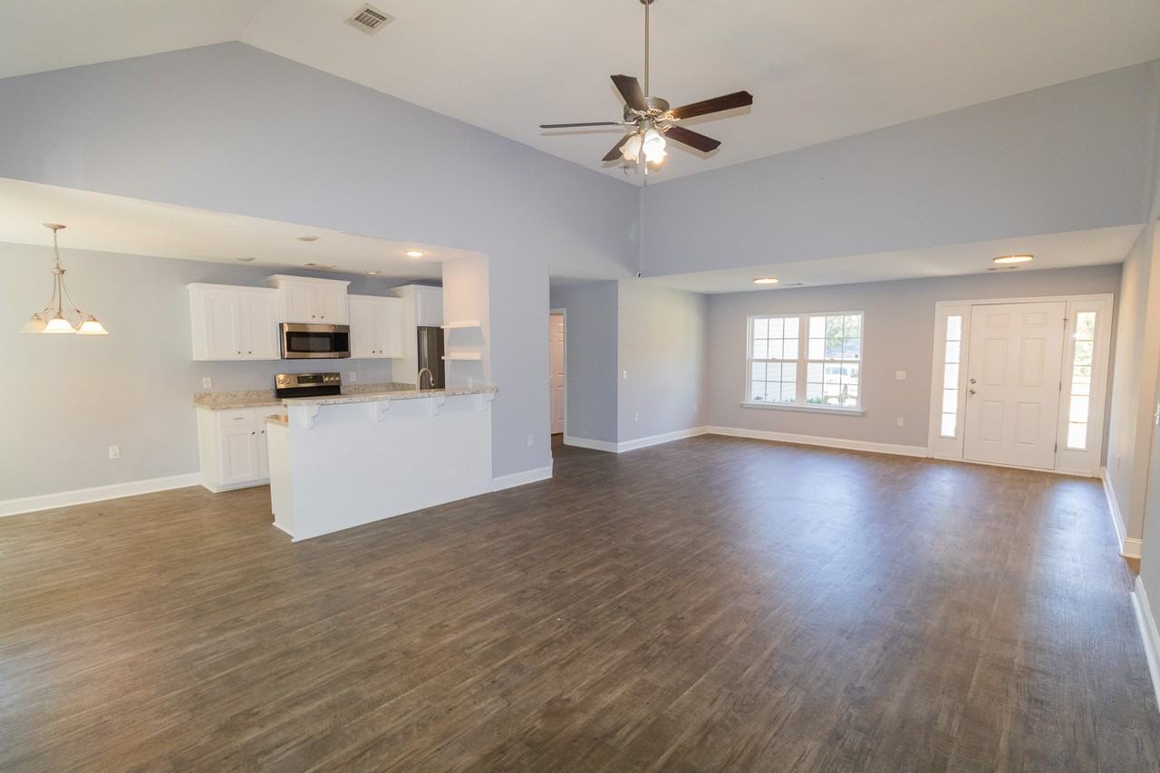 218 Stillwater Dr #1 - Photo 4 of 18