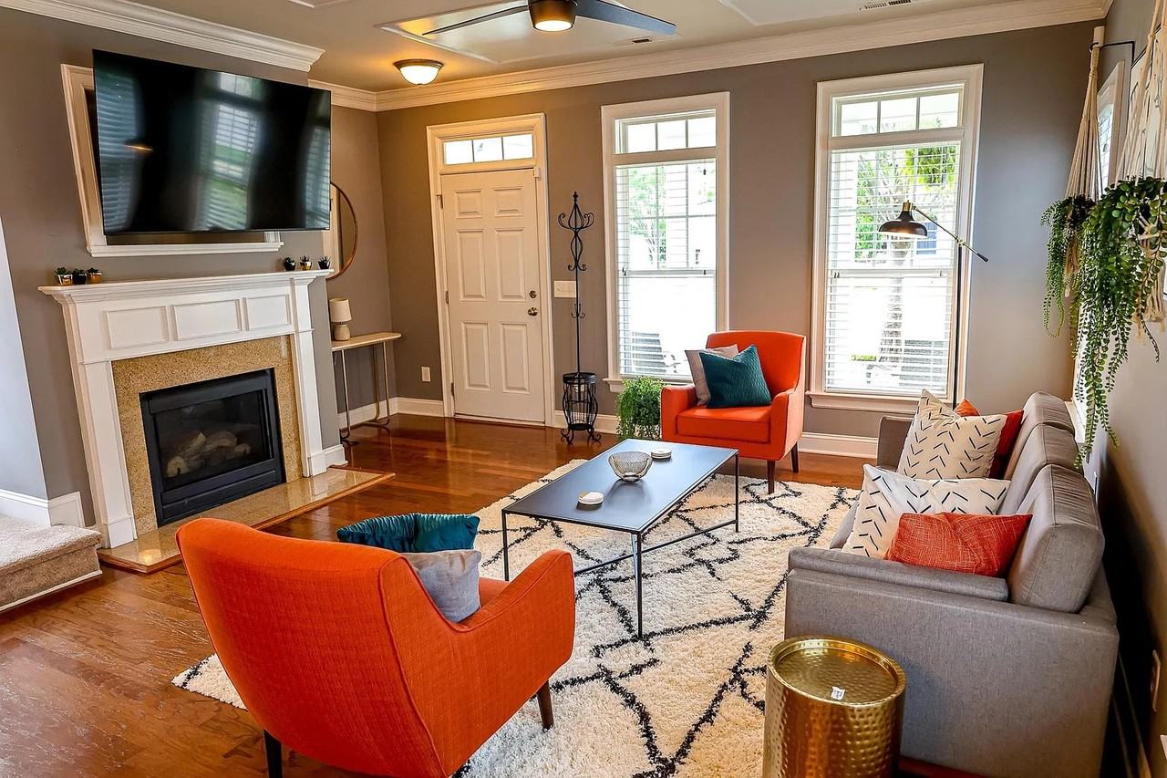 7758 Acc Blvd - Photo 5 of 27