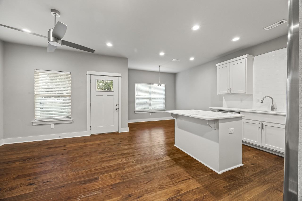 2063 S Florida Way #1 - Photo 6 of 25