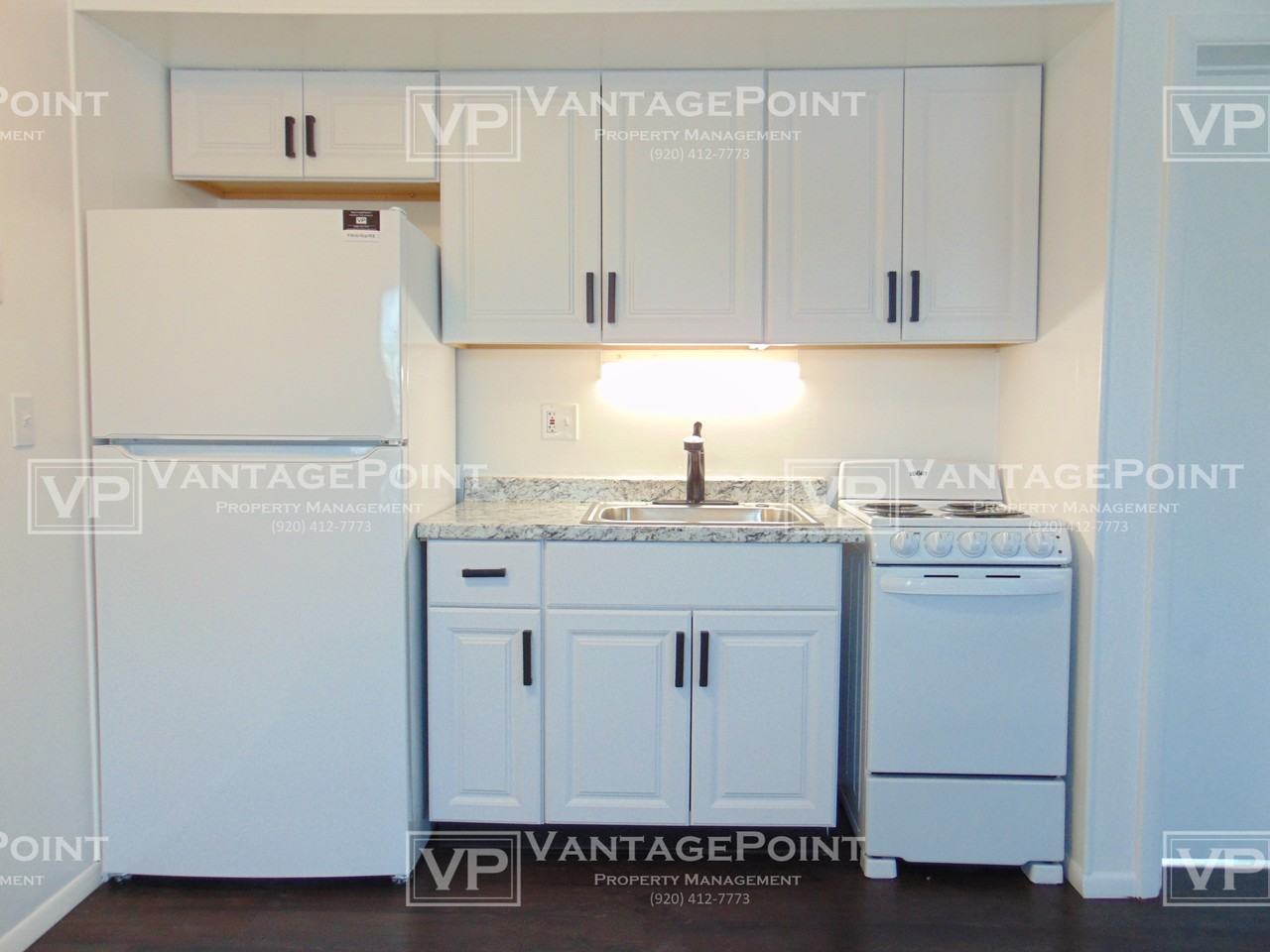 3201 W 4th St #1 - Photo 3 of 10