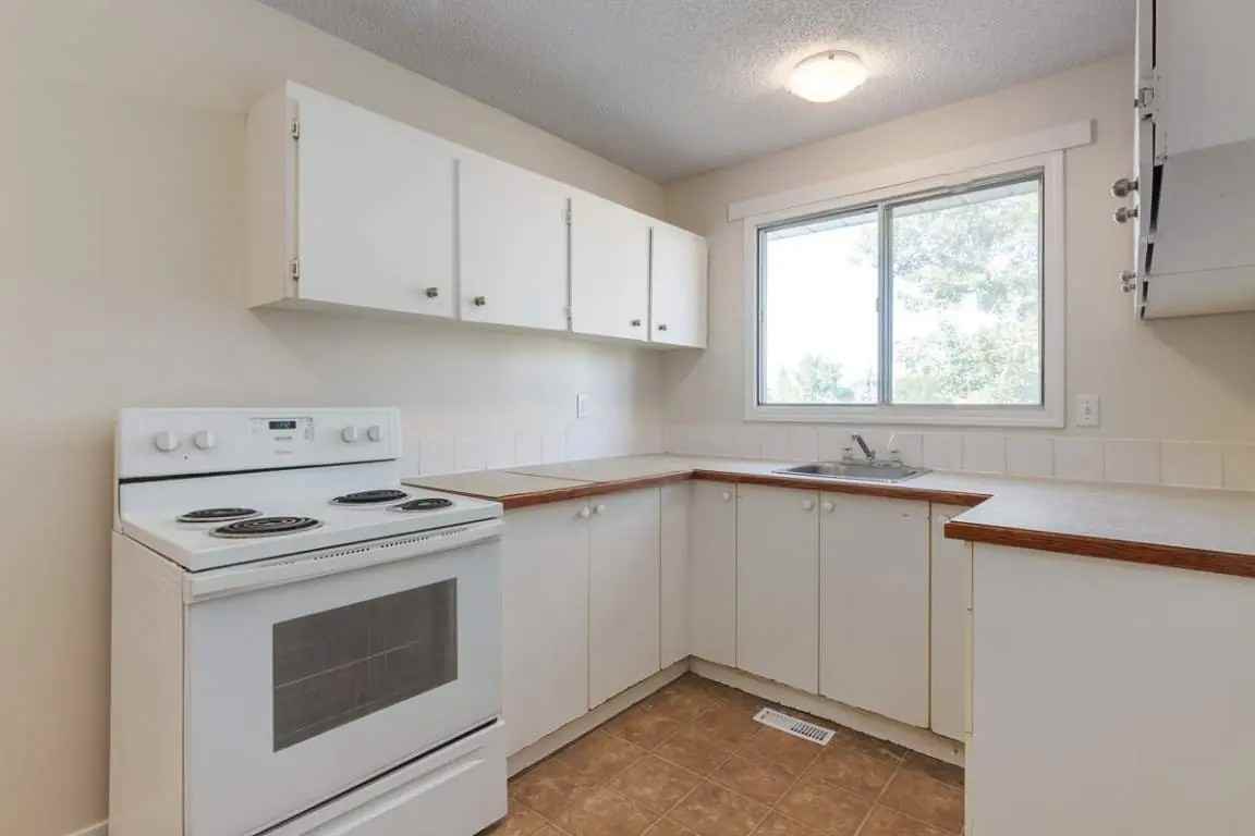 Ingram House - Photo 6 of 16