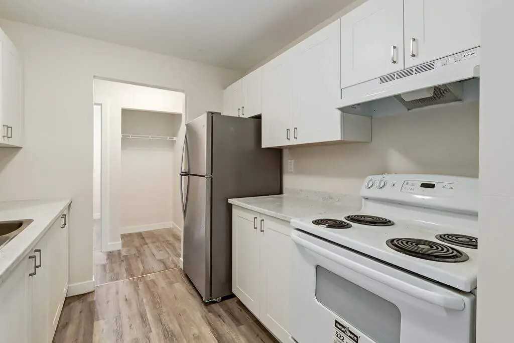 Plaza Place - Photo 3 of 15