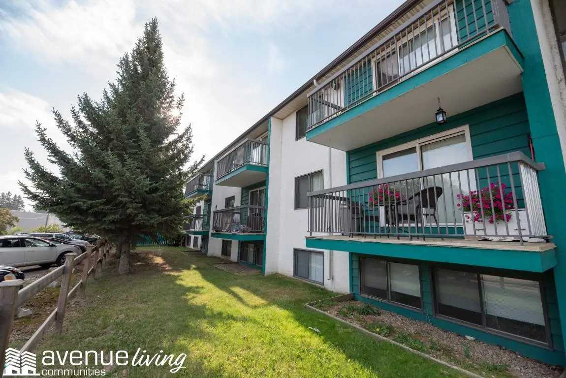 Eldor Place - Photo 6 of 8