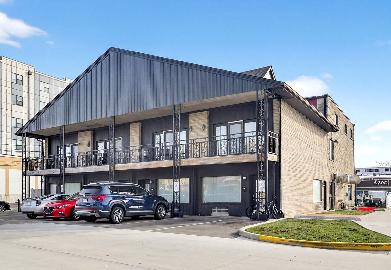 215 S Lincoln St - Photo 5 of 15