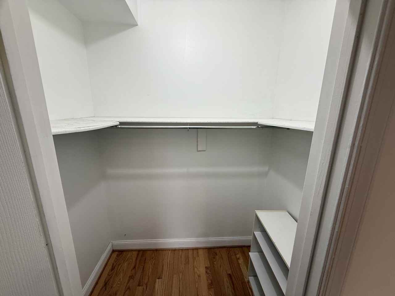 1450 Newton St Nw #4 - Photo 6 of 6